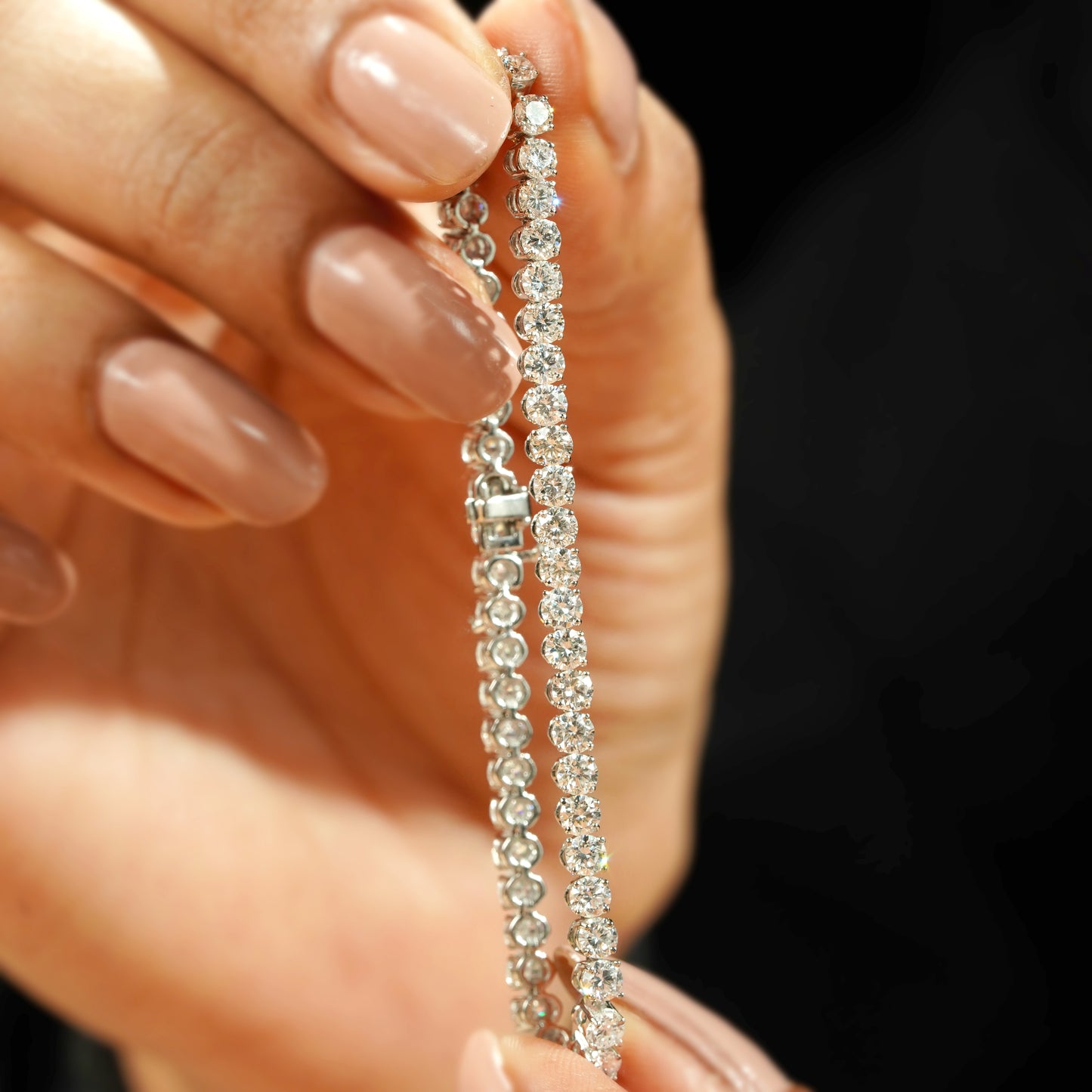 tennis bracelet with lab grown diamond 14k white gold